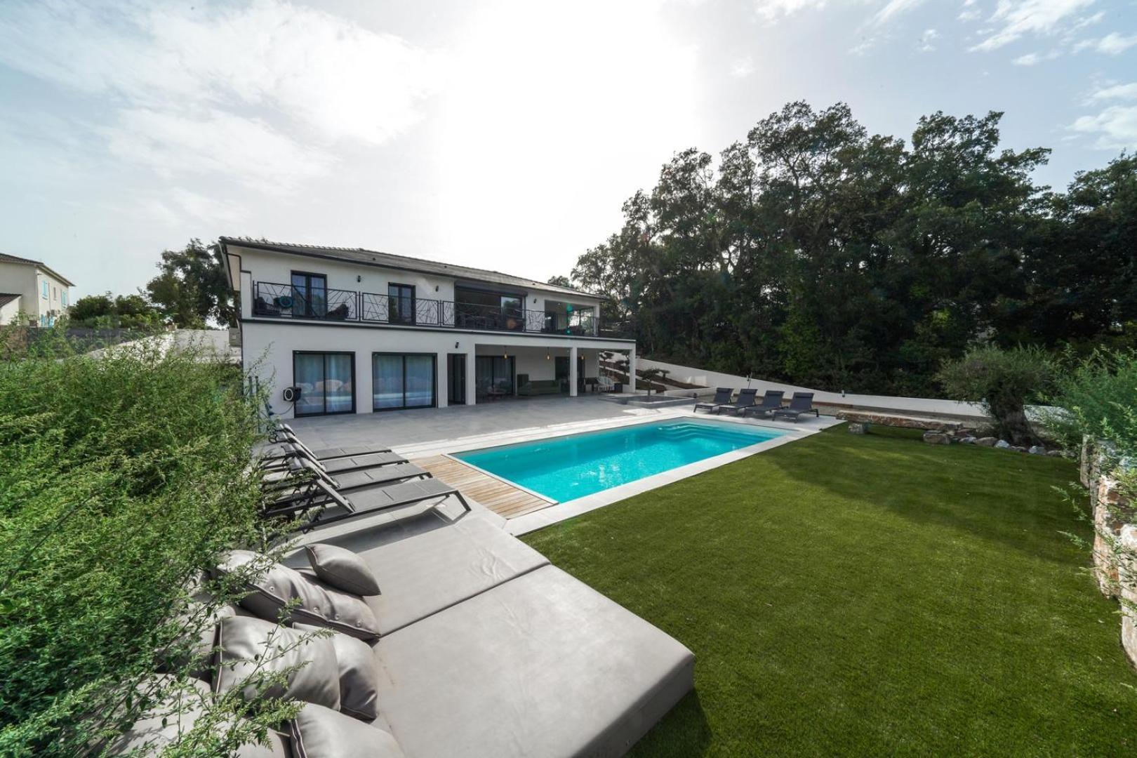 Tres Belle Villa A Ghisonaccia Avec Piscine Chauffee Екстер'єр фото